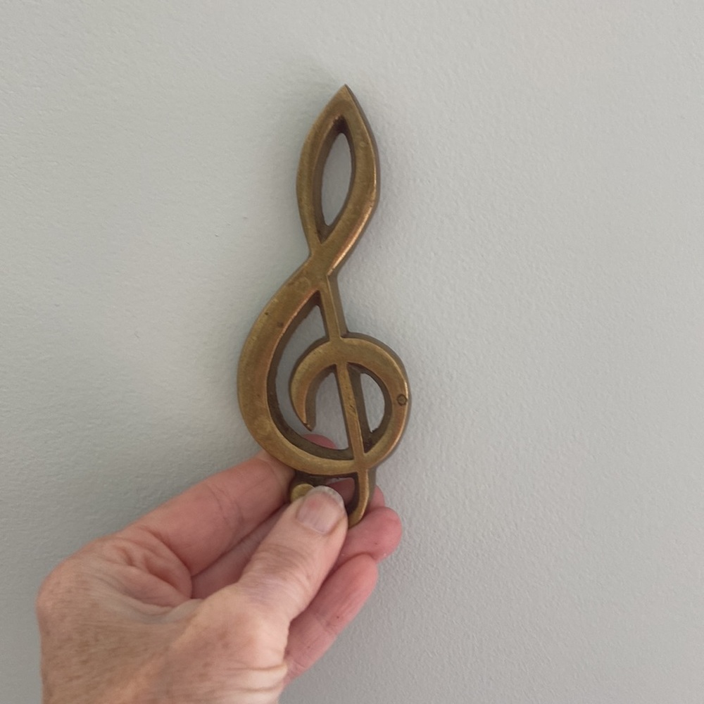 Vintage Brass Treble Clef